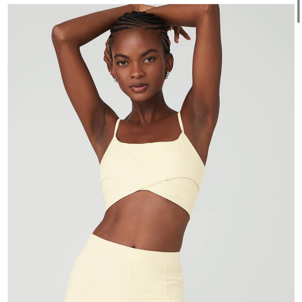 Alo Airbrush Enso Bra - French Vanilla